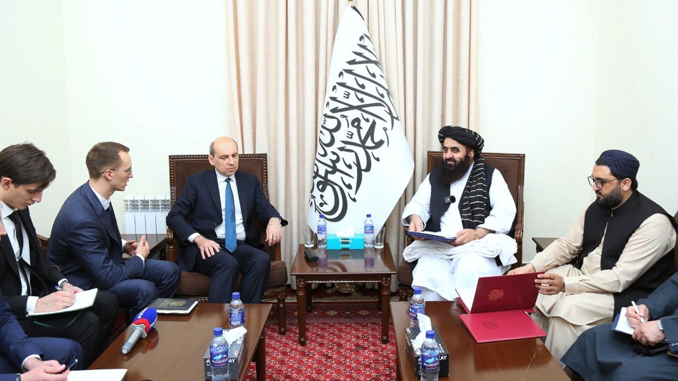 The official meeting where Russia becomes the first major state to recognize the Taliban government.