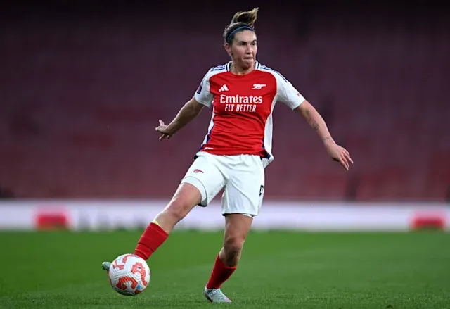 Mariona in action for Arsenal, mid-play, visibly engaged and focused in a match setting.